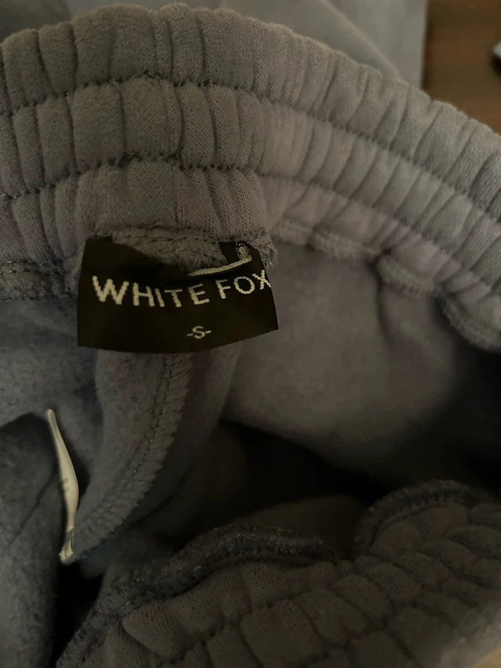 Used White Fox Offstage Sweater/sweatpants Set Ocean Size XS/S (pants Sz S) - Image 3 of 4
