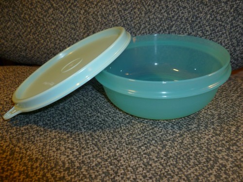 lot TUPPERWARE SALADIER/BOL 2,5L+ TRIO