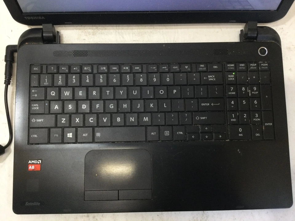 TOSHIBA SATELLITE C55D-B5310 - BOOTS TO BIOS - AMD A8 - 4GB RAM - READ DESC - BB - Image 2 of 4