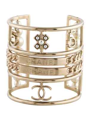 CHANEL CUFF Bangle 2015 Bracelet Pearl CC Spring Runway Collection Wide
