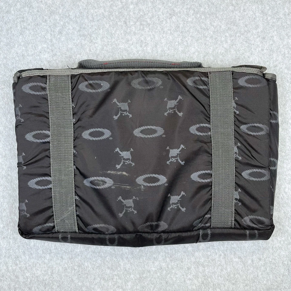 OAKLEY TACTICAL FIELD GEAR AP BAG Estuche Acolchado para Laptop Inserto RARO Patrón de Calavera Foto 2 de 4