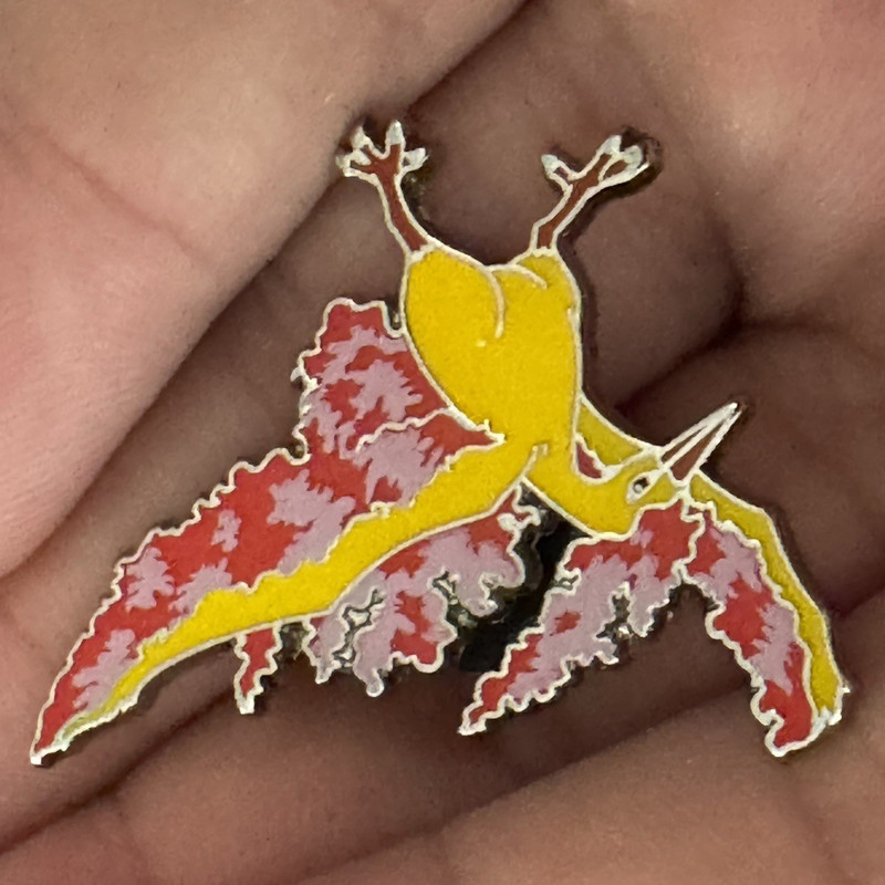 Pokémon Official Enamel Lapel Pin Lot (4) Moltres Latias Polteageist Team Skull