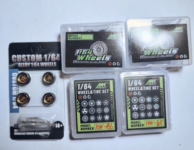 1:64 Real Riders 5 Piece Set - Wheel, Tire & Axle Set for Hot Wheels
