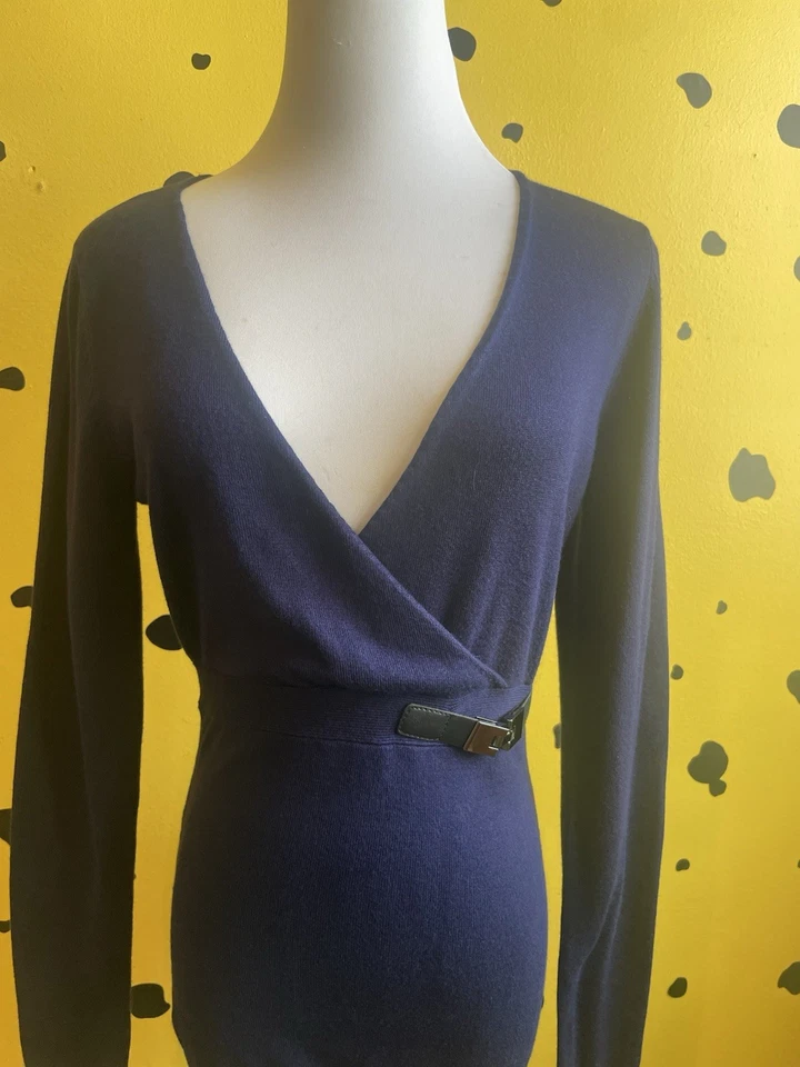 Свитер женский Patty Boutik средний с V-образным вырезом академический офис опрятный старые деньги  - Изображение 4 из 4