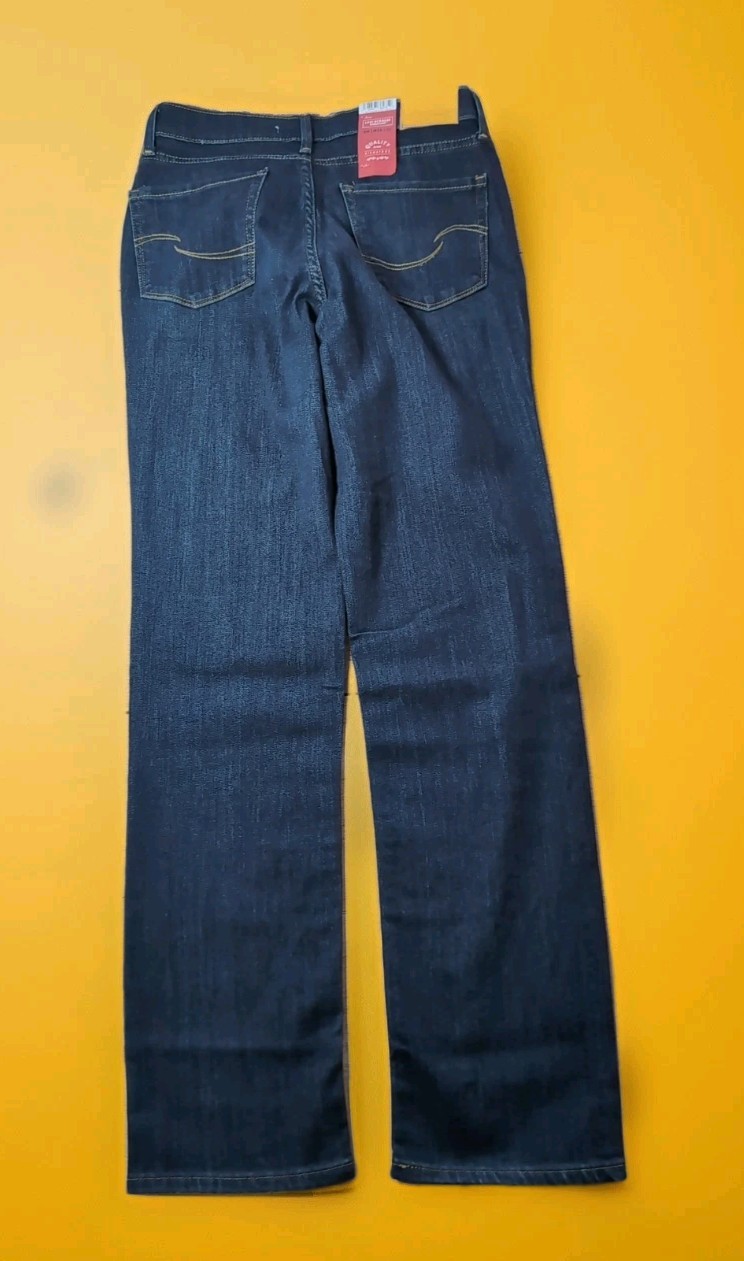 Signature by Levi Strauss Women's Mid Rise Straight Leg 6M Stretch Denim  thumbnail 2
