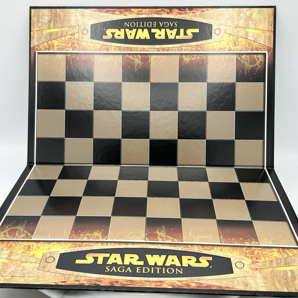 2005 Parker Brothers Star Wars Saga Edition Chess Set Complete In Box - Image 4 of 4