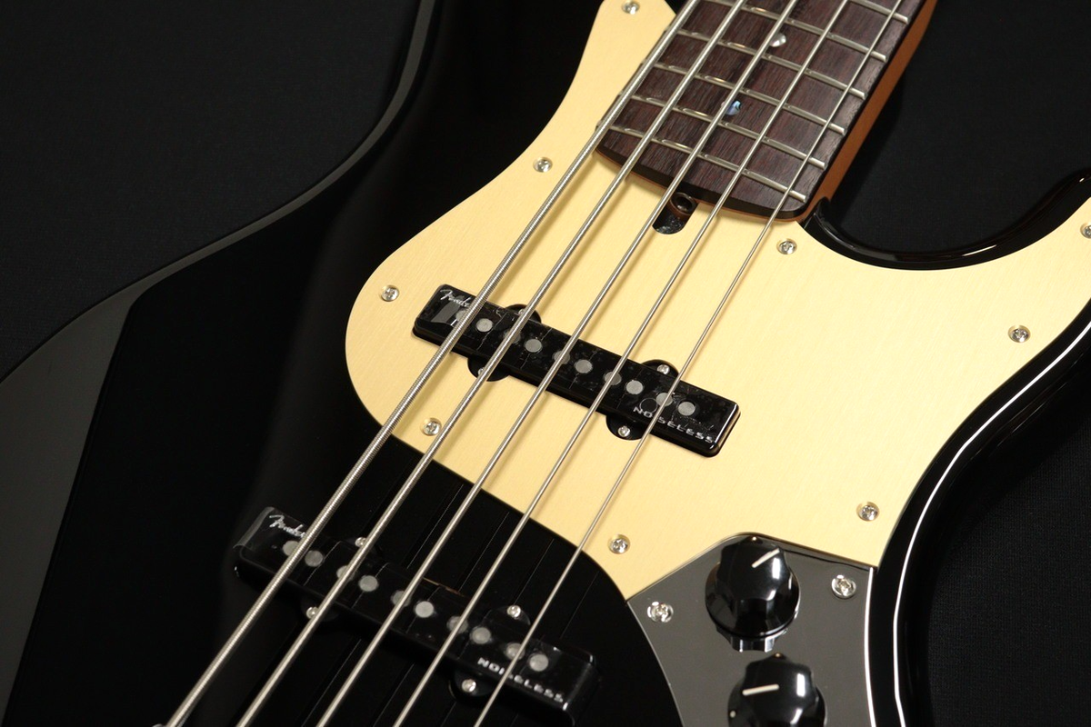Fender DELUXE JAZZ BASS V KAZUKI ARAI EDITION Black king Gnu From