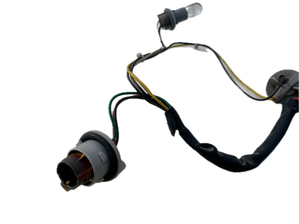 2010 - 2013 Kia Soul Driver Side Tail Light Pigtail Harness OEM - Image 4 of 4