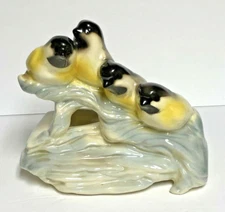 Shawnee planter with 4 birds - Beautiful!