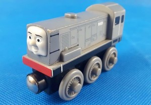 thomas trains for brio track