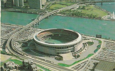 Tough to Find Pittsburgh Pirates Three Rivers Stadium Postcard Booklet Issue