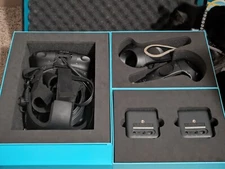 HTC Vive VR Headset Complete Set + Deluxe Audio Strap