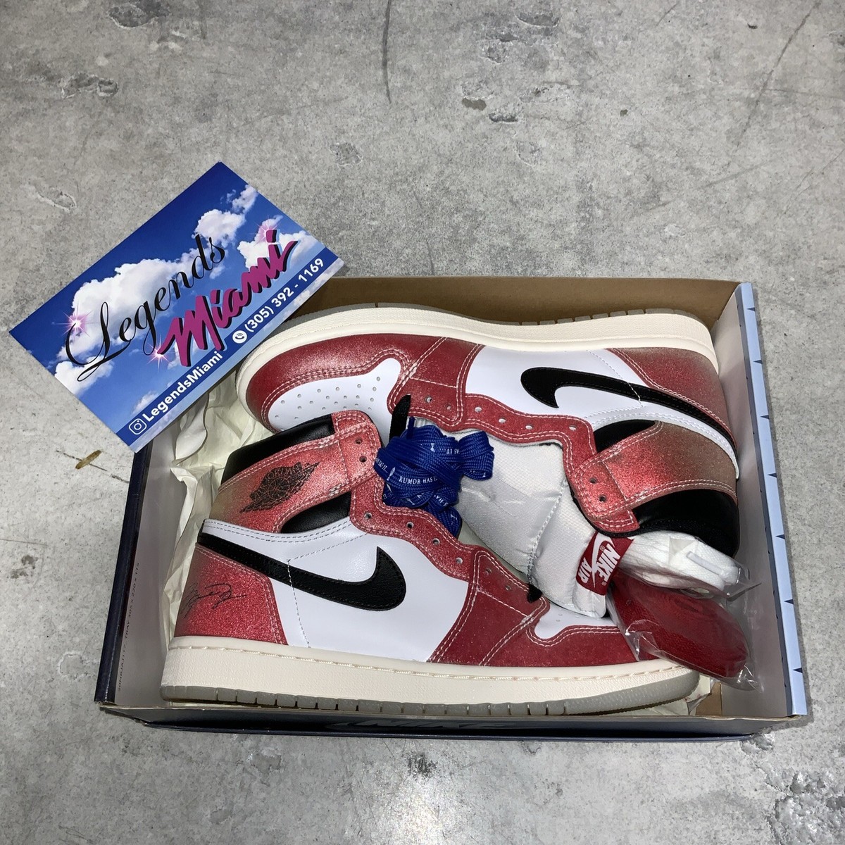 Jordan 1 Retro High “Trophy Room” Friends & Family w Blue Jordan 1 Retro High “Trophy Room” Friends & Family w Blue
