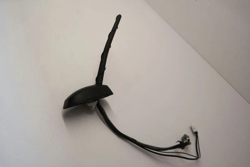 Buick Enclave 2008-2010 OEM radio montado en el techo mástil de antena  Foto 4 de 4