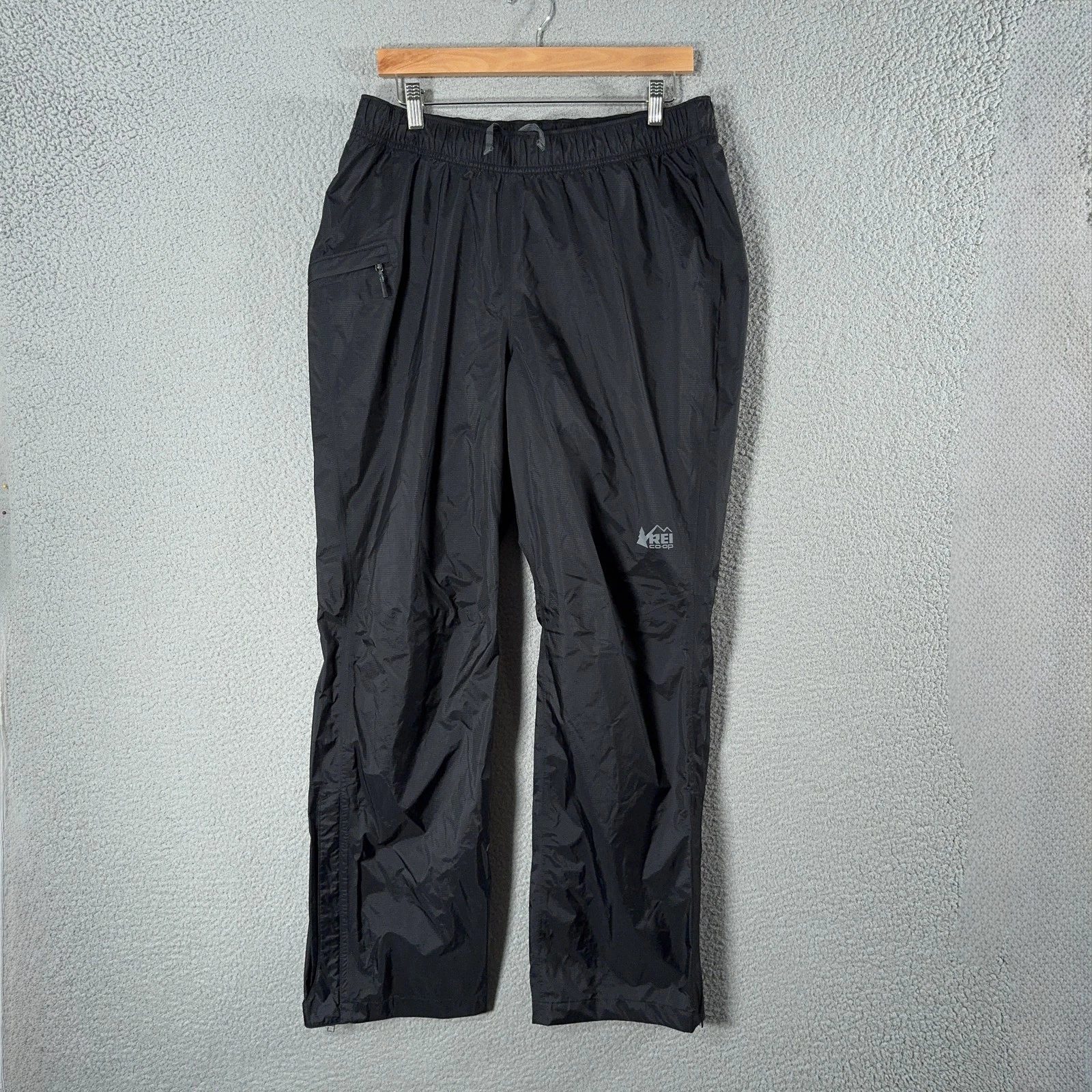 REI Co-op Rain Pants Mens Medium Black Waterproof Lined Ankle Zip Hiking Shell