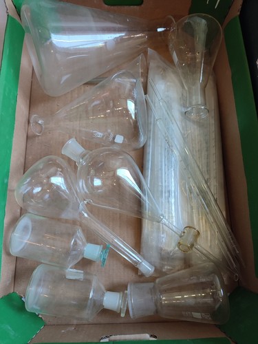 LABORATORY GLASS. A lot. - Picture 3 of 6