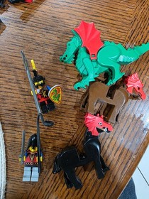 LEGO Castle: Dragon Wagon (6056)