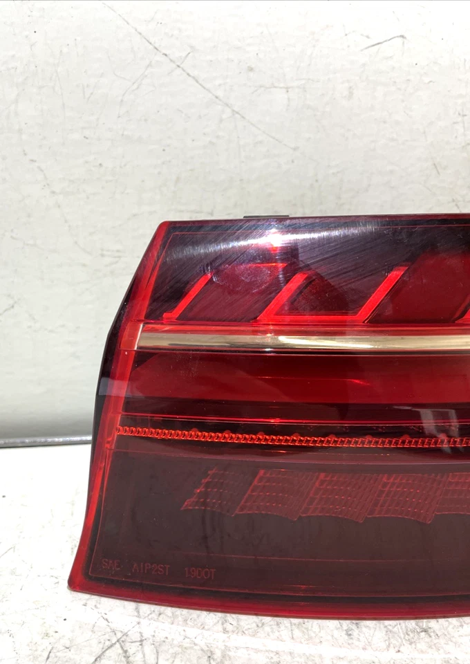 Luz trasera LED pasajero derecho Audi A4 S4 2020-2024 derecha 8W5945092ab OEM 2129 Foto 2 de 4