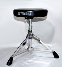 Yamaha DS550U Light Weight Drum Throne with A...
