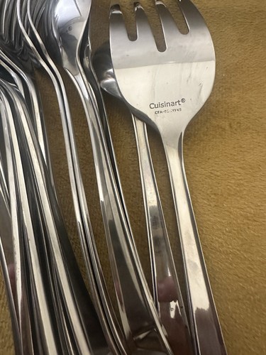 (21) Pieces Cuisinart Elite Divonne Forks - Serving Pieces Stainless - 第 9/9 張圖片