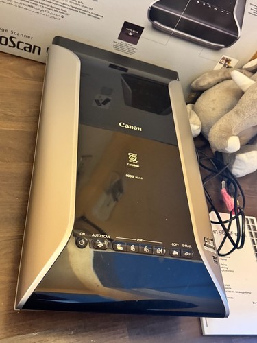 CANON CanoScan 9000F Mark2 /MK2 SCANNER DE DIAPOSITIVES - SCANNER SUPER PROFESSIONNEL - Photo 4/16