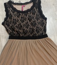 ladies boohoo dress size 10