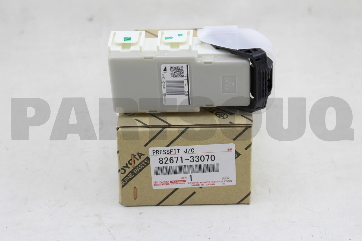8267133070 Genuine Toyota BLOCK ASSY, JUNCTION, NO.1 82671