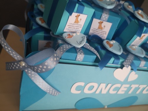 BOMBONIERA COMPLETA CALAMITA CUORE,TOPOLINO E NOME NASCITA BATTESIMO FESTA BIMBO - Foto 21 di 22