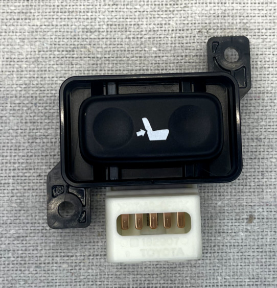 06-14 Lexus IS250 IS350 FRONT RIGHT PASSENGER SEAT LUMBAR SWITCH OEM 84920-30240