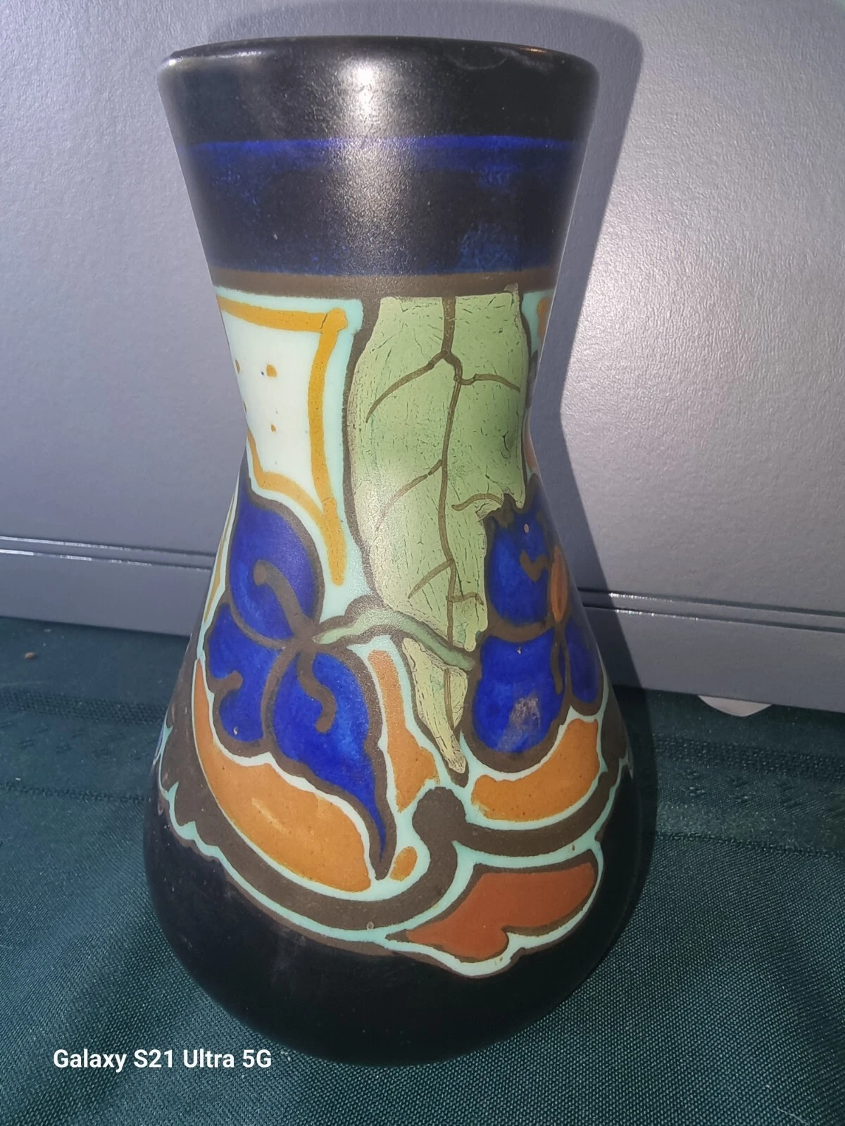 Picture 2 of 3
