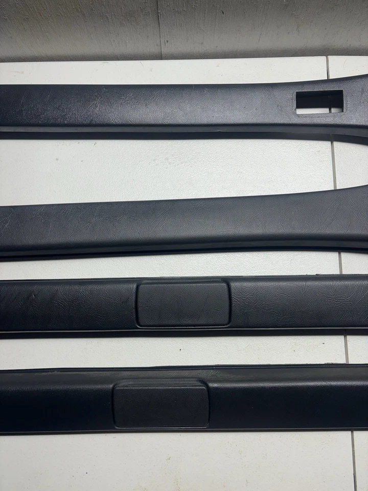 Juego de 4 molduras superiores de panel de puerta BMW E28 82-88 OEM negro 528e 535i M5 Foto 3 de 4