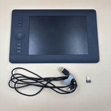 Wacom PTH451 Intuos Pro small Graphic Tablet No Pen Untested