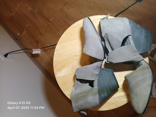 Eileen Fisher Women's Shoes Size 10 Grey Suede - Picture 6 of 9