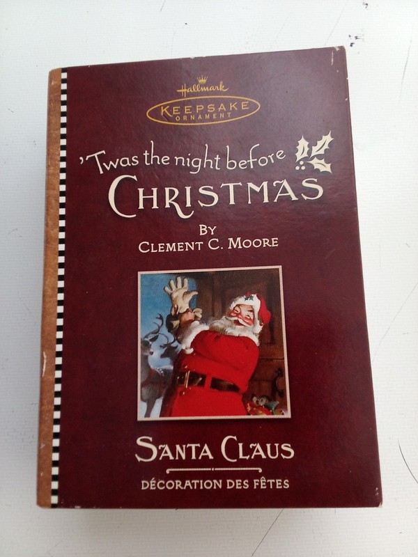 Hallmark Keepsake Christmas Ornament, T'was The Night Before Christmas, New 2001