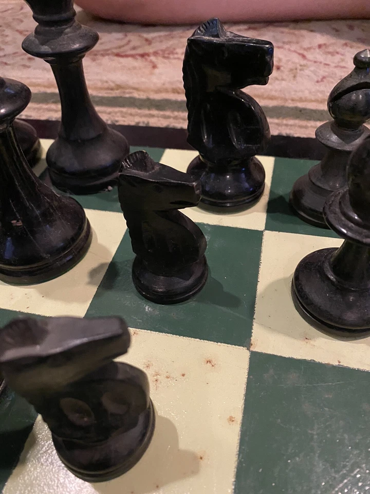 Ajedrez de repuesto de madera vintage MGM Studios 32 piezas JUEGO COMPLETO negro Foto 4 de 4