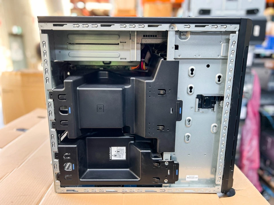 HP ProLiant ML110 Gen 10 | Intel Xeon Silver 4108 @1.8GHz 16GB 4xCaddys 2xPSU - Image 4 of 4