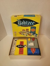 Yahtzee Dice Game 1973 Milton Bradley Vintage E950