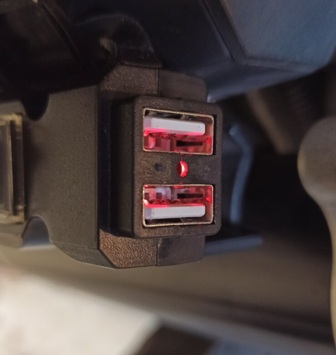 12V Motorrad Lenker Dual USB Buchse Steckdose Ladegerät mit Schalter wasserdicht - Bild 6 von 15