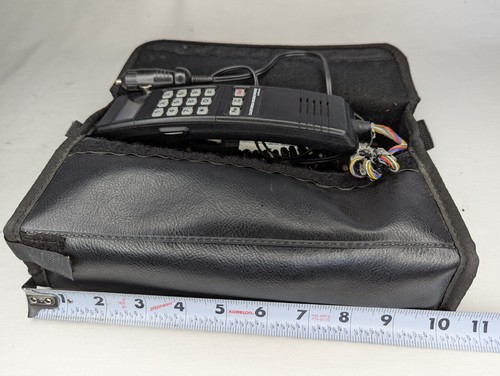Vintage California Mobile Phone By Motorola With Black Leather Bag - Sold as is - Photo 11 sur 12