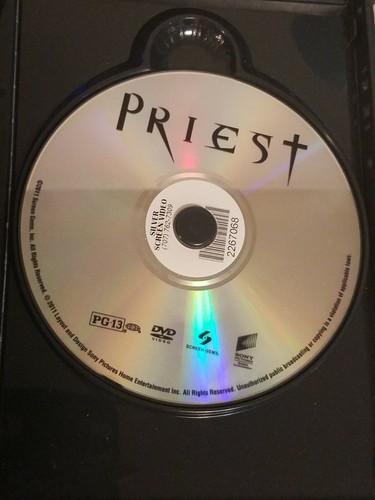 Priester (DVD, 2011) Paul Bettany, Karl Urban, Cam Gigandet, Lily Collins - Bild 3 von 3
