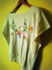 80s  Vintage Jane Colby Tshirt White Floral Embroidered Cotton Sz M