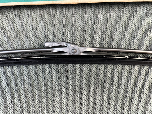 NOS 85-91 CHEVY GMC PICKUP TRUCK BLAZER JIMMY SUBURBAN WIPER BLADE 1708044 RARE - Picture 3 of 9