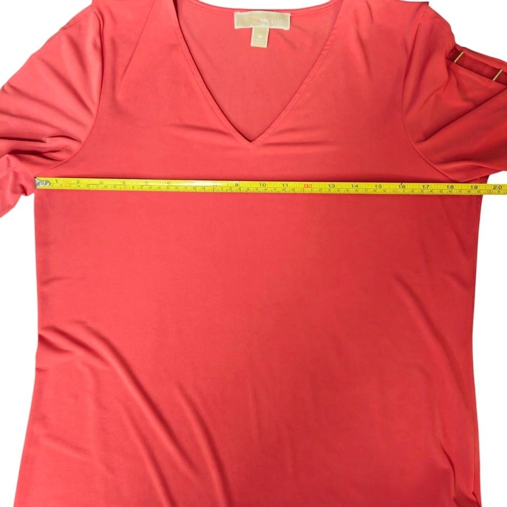 MICHAEL KORS V neck Flowy Top Coral Beaded Split Sleeve Blouse Size Medium