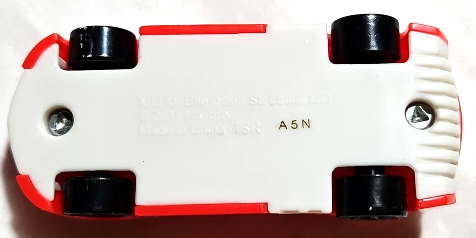 2011 Energizer Max AA8 Promo Packs w/ Transformers Racer Cars Hasbro 1:64 Scale - Image 4 of 4