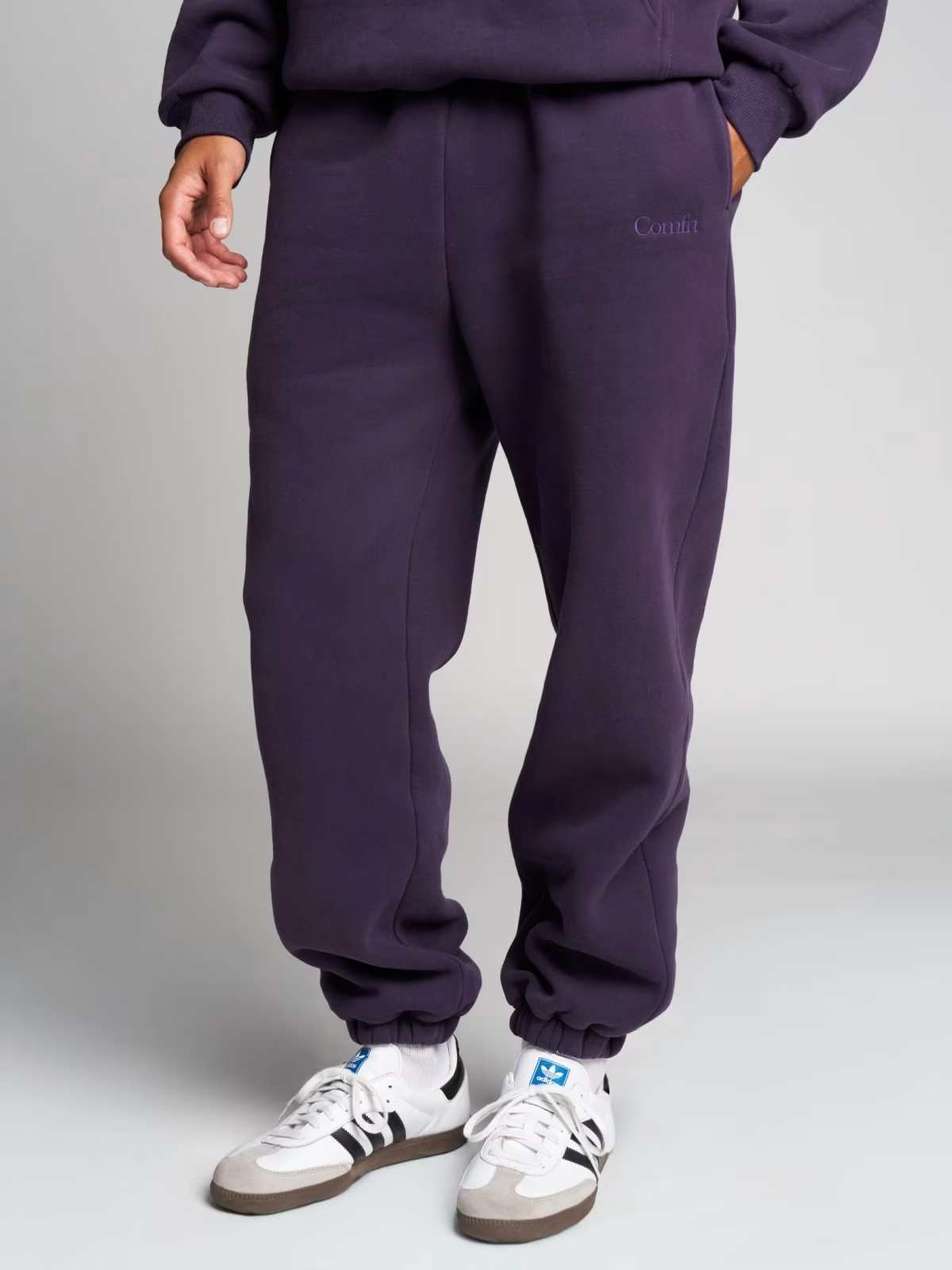 COMFRT NWOT Signature Cuffed Leg Sweatpants Blackberry Size [M] image 3