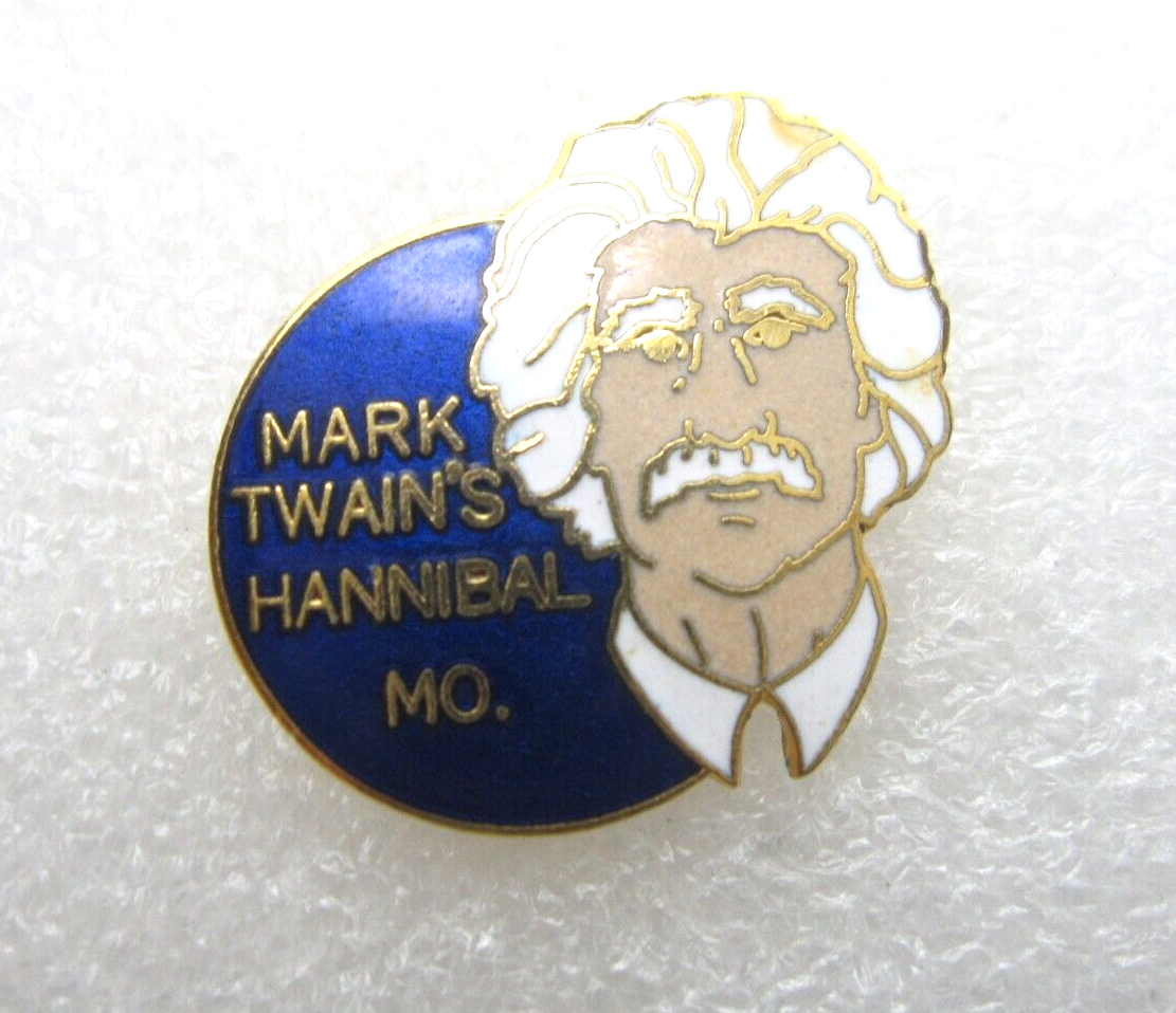 Mark Twain's Hannibul Missouri Lapel Pin (C322)
