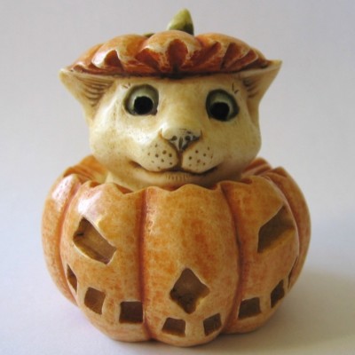 MPS Harmony Kingdom Pot Bellys: Oktober Halloween Kürbis Katze kleine Box Figur