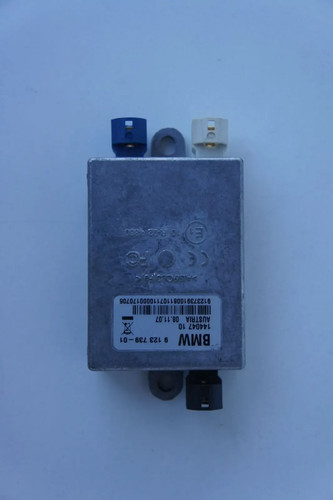 Genuine BMW E81 E87 E88 E82 E90 E91 E92 E93 E60 USB Hub 84109200503