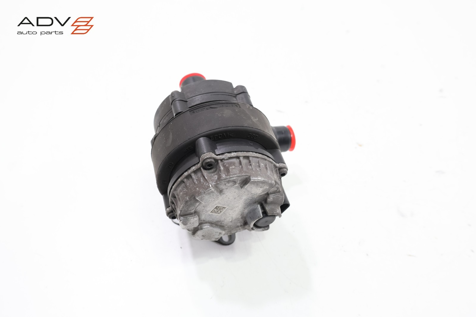 2014 - 2020 BMW i8 I12 ENGINE COOLANT AUXILIARY WATER PUMP OEM