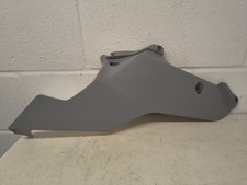 Yamaha R6 Right Lower Fairing Belly Pan Panel BN6-28395-00 2017-2024 YZF-R6 BN6